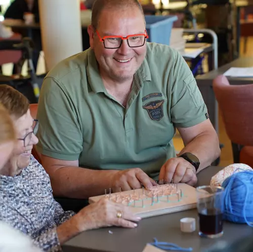 'Van Dillen Doet' middag bij Zorgcentra de Betuwe in Culemborg.